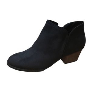 Life Stride Blake Bootie in Black - NWOB